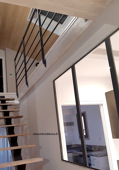 intérieur design moderne maison en bois